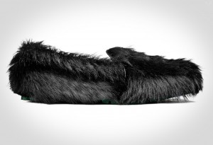 Balto-Black-Slipper1-LumberJac