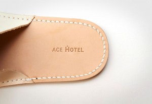 ACE-HOTEL-X-HENDER-SCHEME-CUSTOM-SLIPPERS-3 - LumberJac