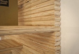 Komat-Tiboo-Shelf1-LumberJac