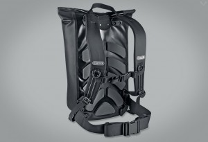 Ortlieb-Waterproof-Velocity-Messenger-Backpack-4-LumberJac