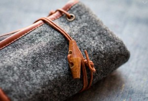 Harris-Tweed-Watch-Roll-3-LumberJac