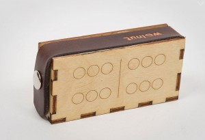 Travel-Dominoes-by-Walnut-Studiolo2-LumberJac