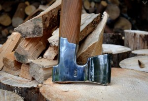 AUTINE-Traditional-Finnish-Splitting-Axe-3-LumbeJac
