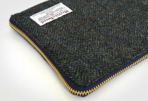 Ballanby-Harris-Tweed-Tablet-Cover-7-LumberJac