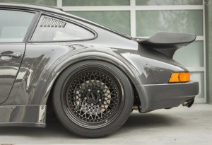 RWB-Porsche-911-Twin-Turbo-Custom-3-LumberJac