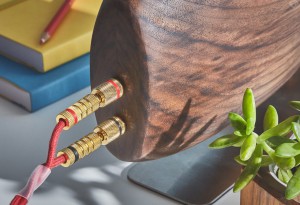 Grovemade-Walnut-Speaker-System-5-LumberJac